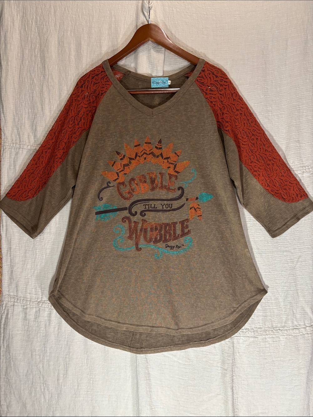 Daisy Rae Gobble Till You Wobble Thanksgiving Raglan Top Orange Lace Sleeve 2XL